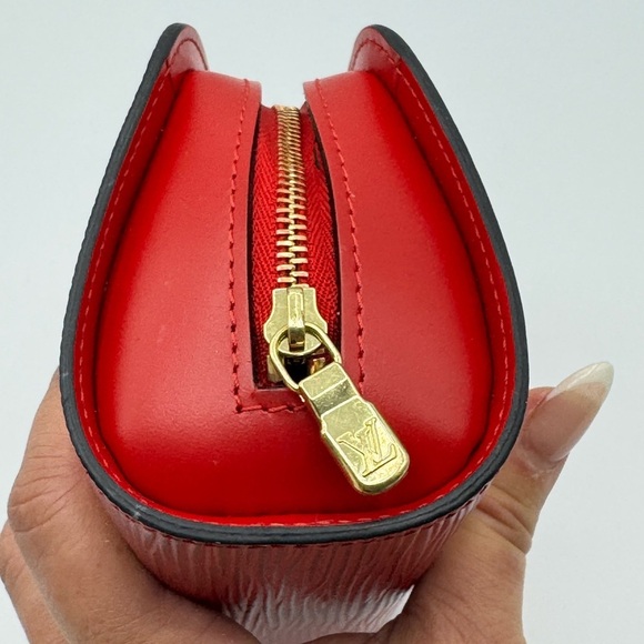 LOUIS VUITTON Epi Dauphine PM Pouch Castilian Red EUC - Picture 6 of 17